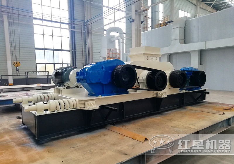 小型液壓對輥破碎機(jī)常用型號及價格，提供現(xiàn)場視頻